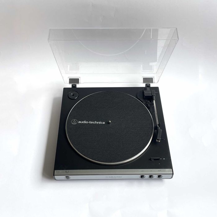 Audio-Technica AT-LP60XUSB – автоматичен грамофон с USB, отлично състояние