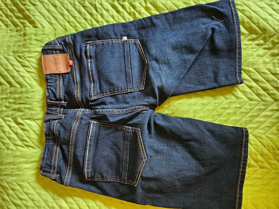 Младежки къси панталони 162-164 см. Guess, G-star