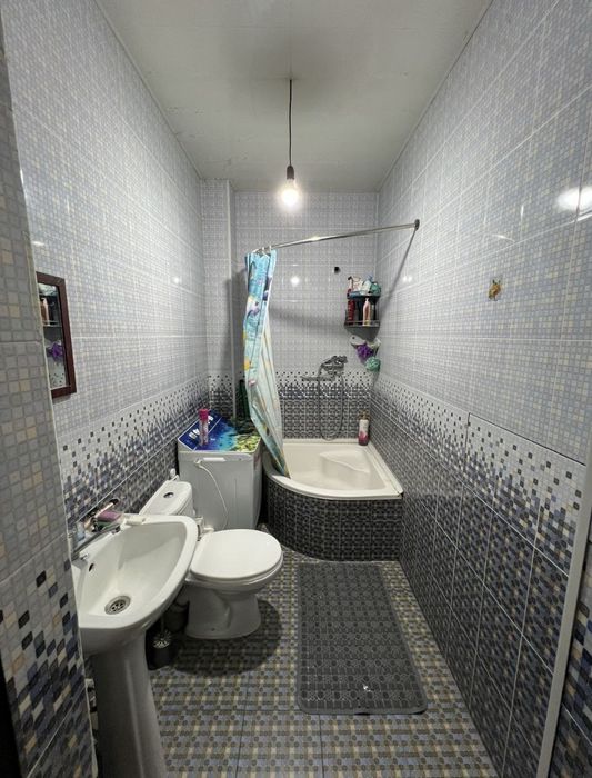 Продаётся 2 комнатная квартира карасу-6 ориентир базарчик, хавас.