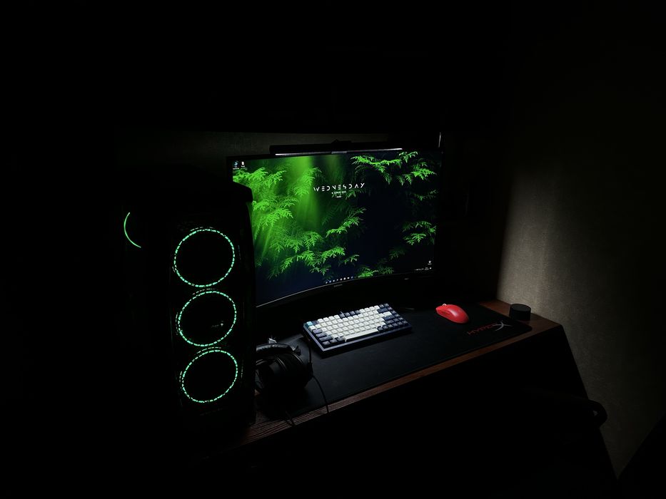 Монитор Samsung Odyssey G7 32’ 240hz