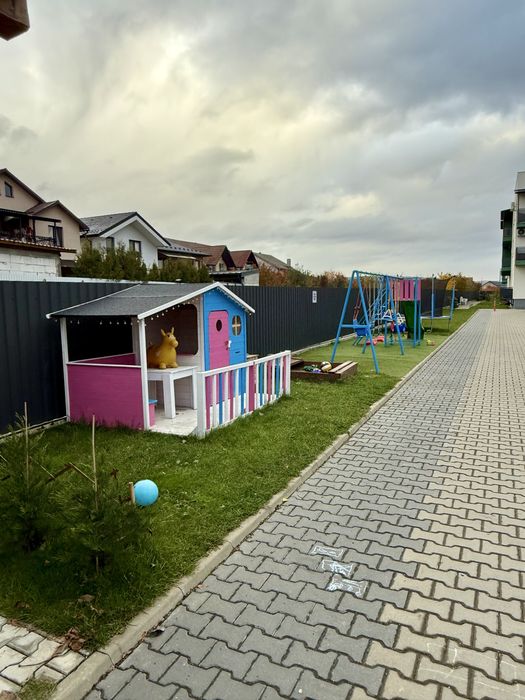 Apartament 2 camere, utilat, bloc nou, parcare acoperită, boxă subsol