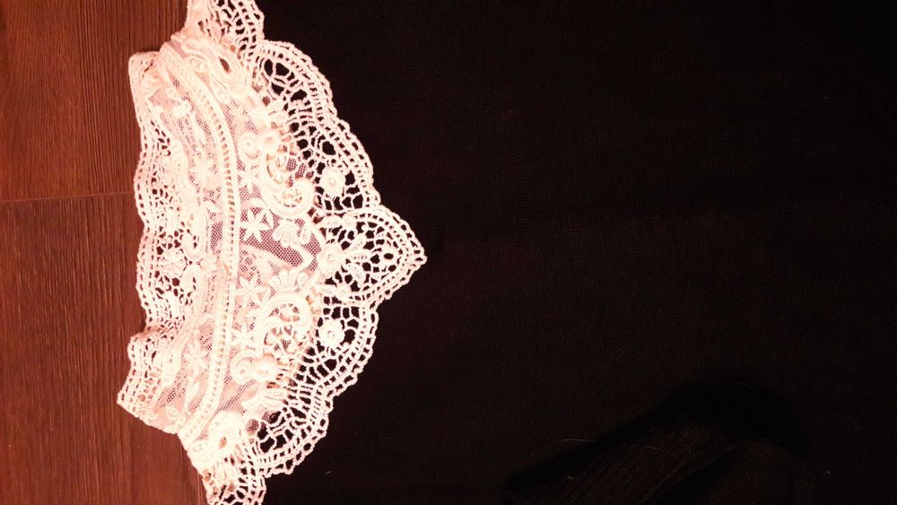 Pulover broderie gat