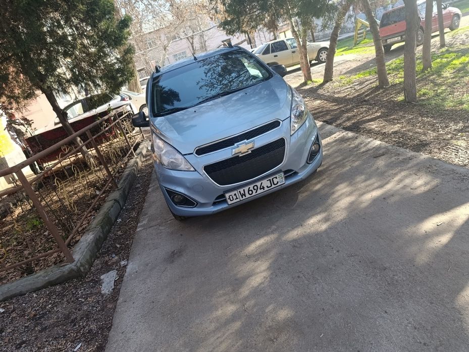 Спарк 1пазитсия кандитсанери бор гази бор аформленияга