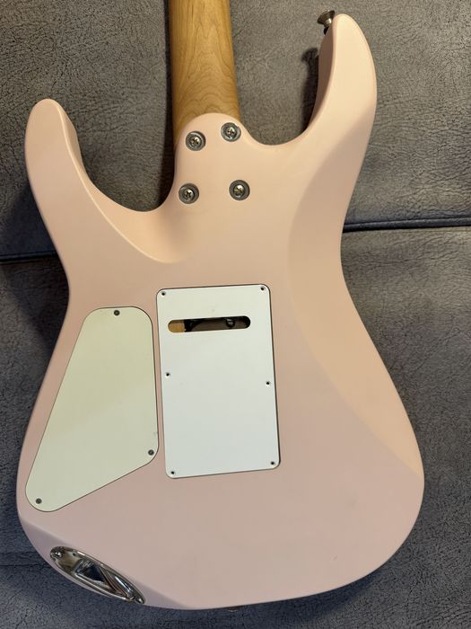 Charvel Pro-Mod DK24 HSS 2PT CM Satin Shell Pink Електрическа китара