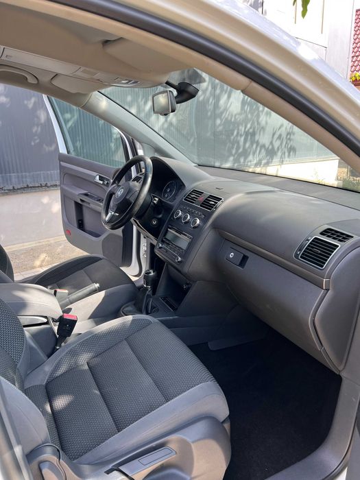 Vw Touran 2014 cutie manuala 2.0tdi