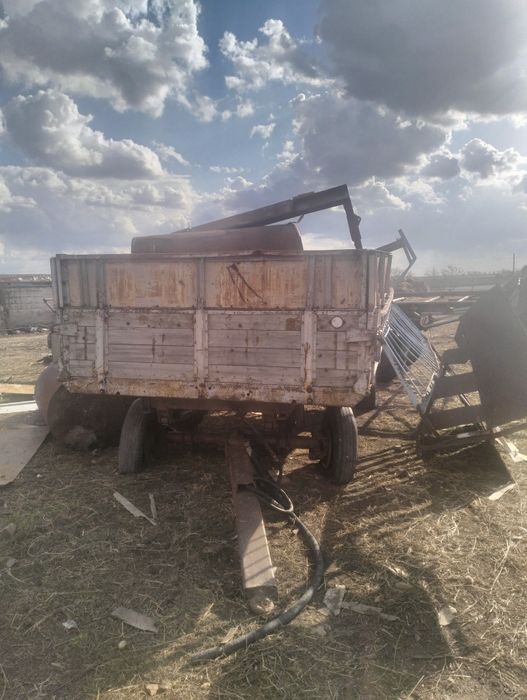 Продам трактор, пресс