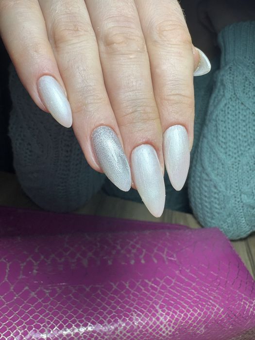 Маникюр в районе дом печати