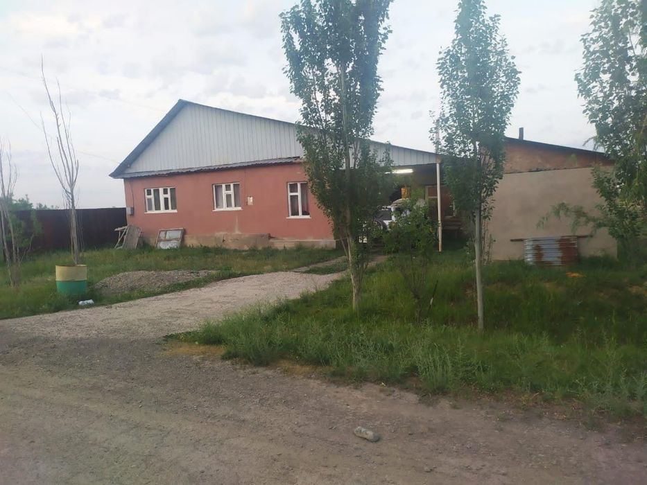Продам дом в поселке Даулет