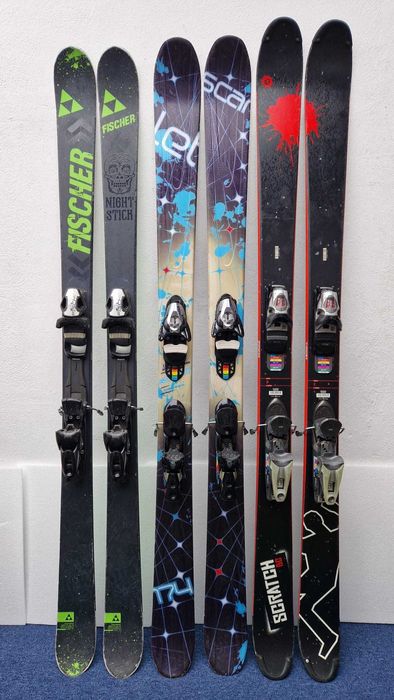 Schiuri  freestyle schi twin tip ski