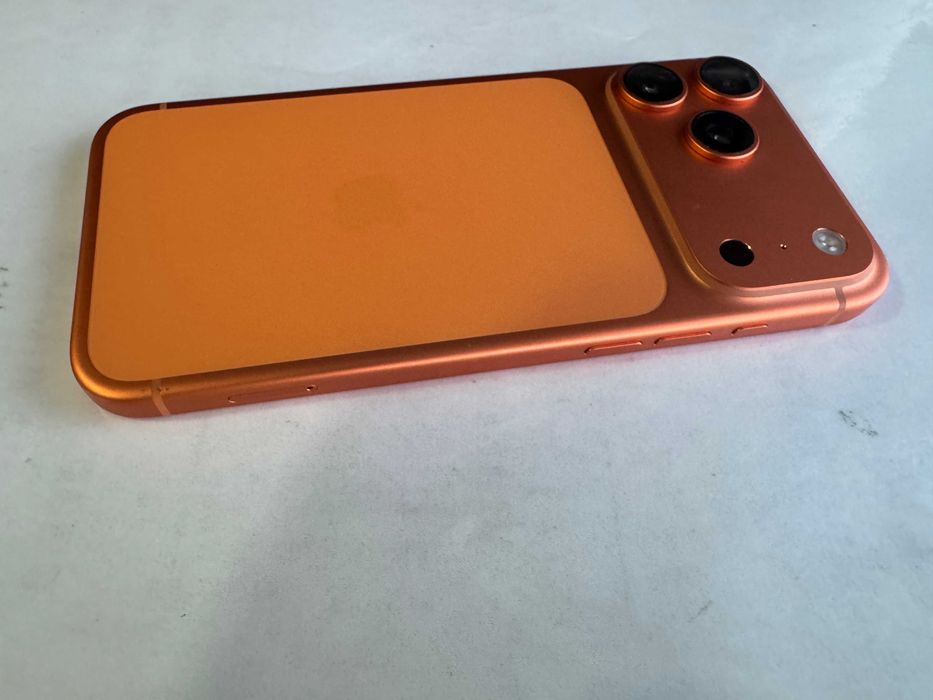 *НОВ* iPhone 17 Pro Max 512gb.Гаранция