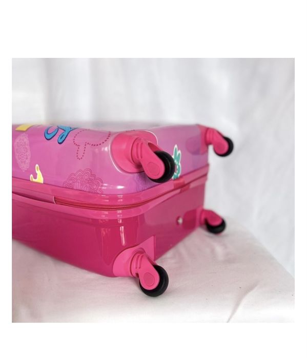 Чемодан для девочек