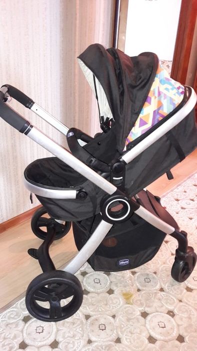 Коляска   chicco