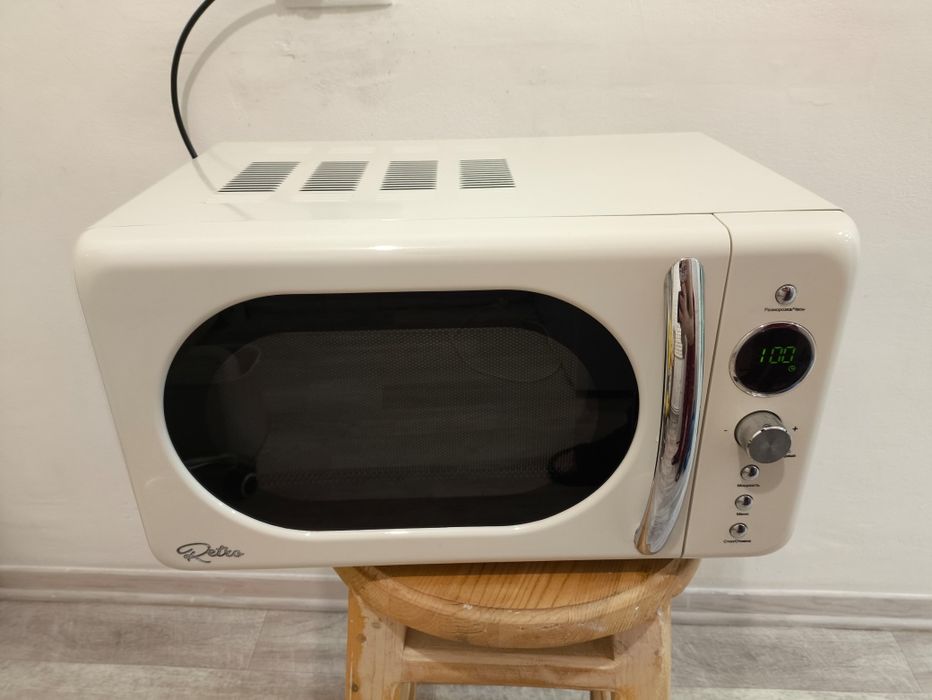 Продаю микроволновую печь DEXP