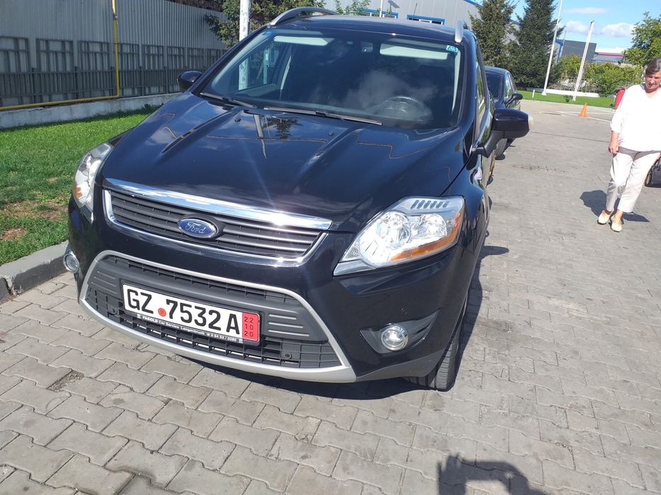 FORD Kuga 2011 — imagine 2