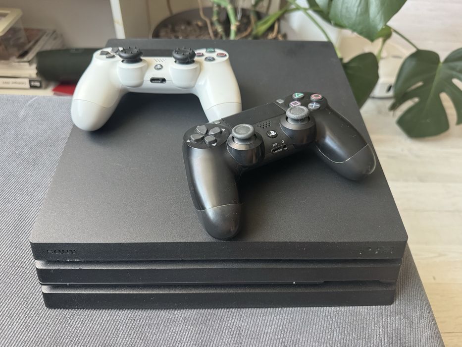 Sony PlayStation 4 Pro 1 TB