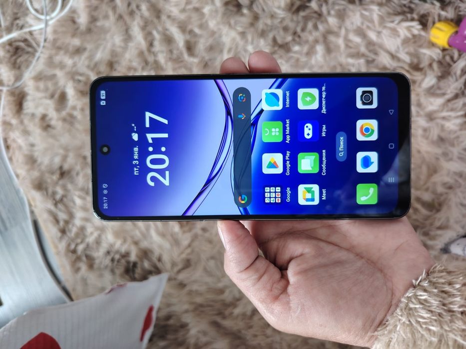 Продаётся телефон