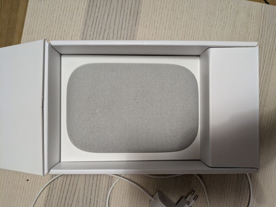 Boxa inteligentă Google Nest
