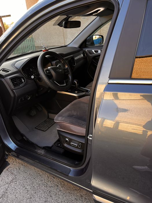 Продам кроссовер Cherri Tigo 4