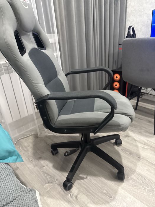 Игровое кресло Tetchair 19291 DRIVER, серый