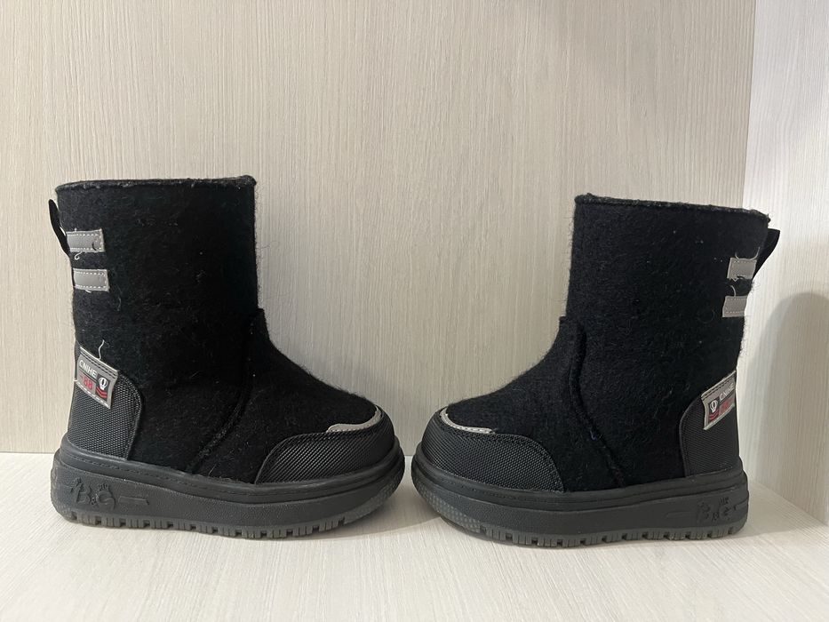 Продам десткие валенки