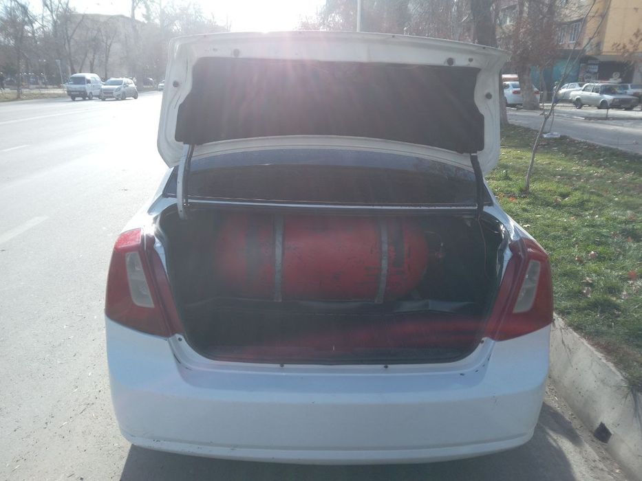 Lacetti 1.8   2011 йил
