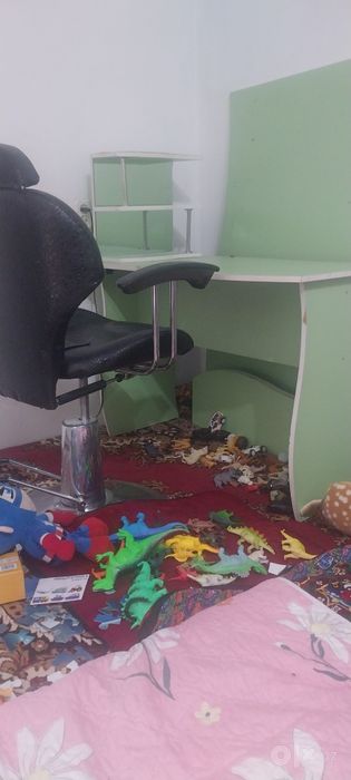 Маникюрный стол с креслом