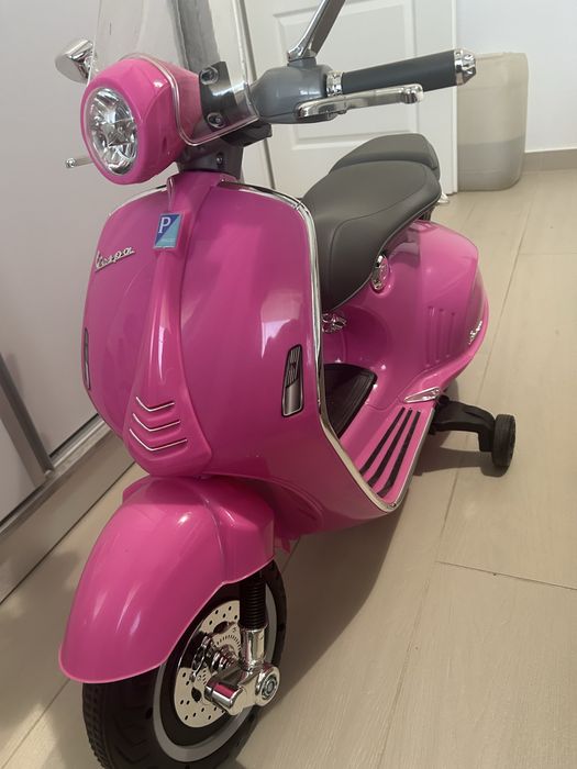 Motocicleta Vespa electrica