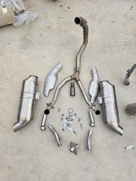 Tobe evacuare si galerie originale KTM LC4, LC8 si una scuter KYMCO
