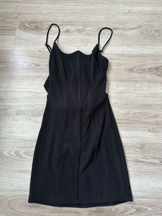 Дамска черна рокля Bershka