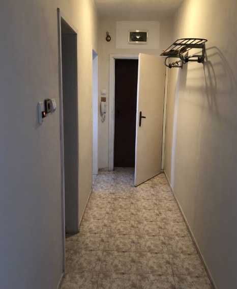 Двустаен имот в Редута