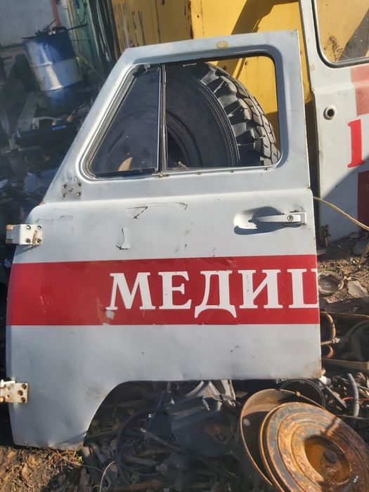 Продам двери уаз