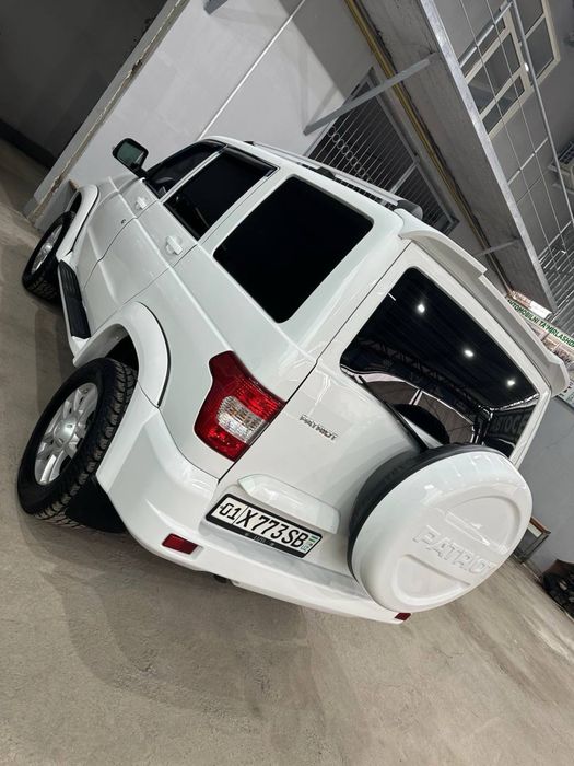 Uaz Patriot 2017 Beliy Svet