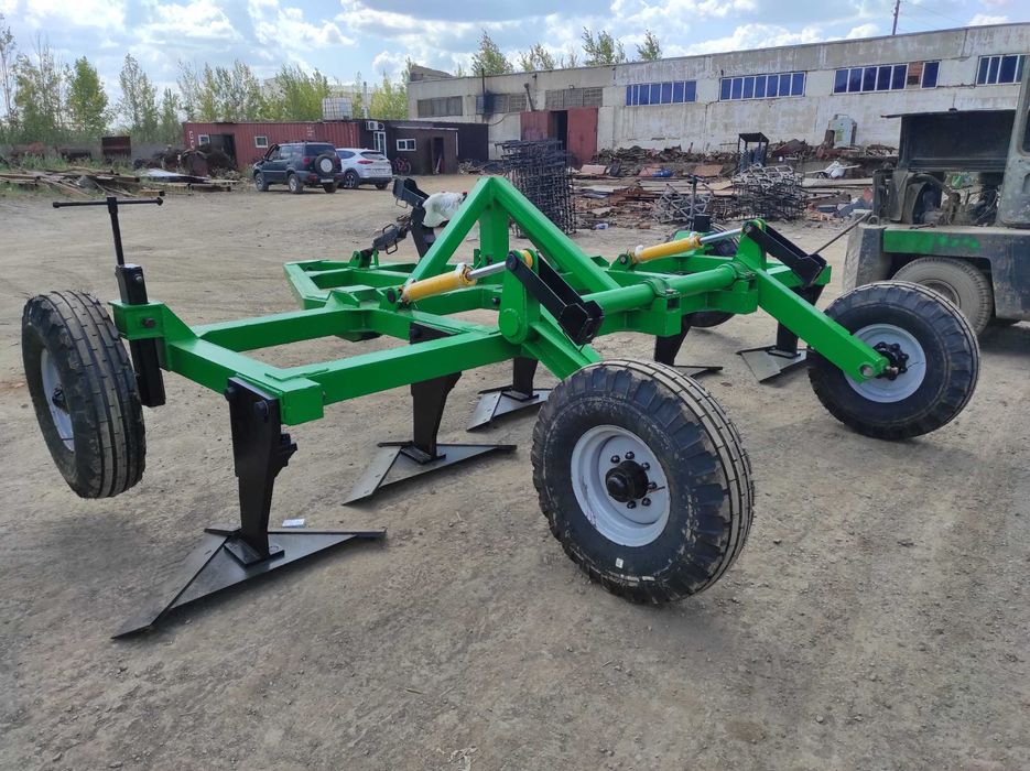 Плоскорез глубокорыхлитель прицепной ПГП-5