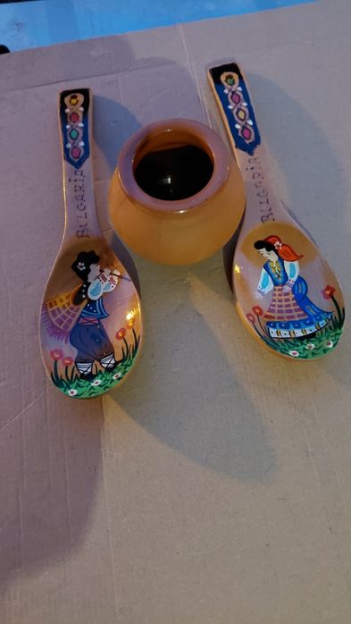 Дървени лъжици, за красота и малко гърне.