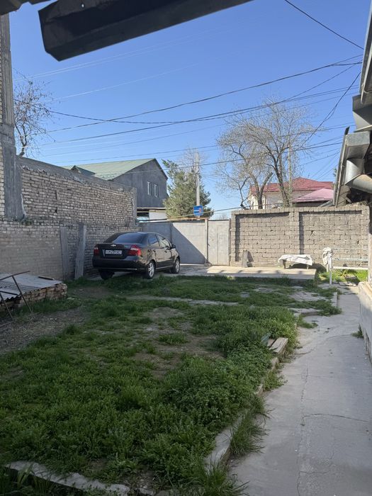 Uy sotiladi 3  sotix