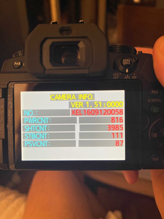 Panasonic Lumix G80 + obiectiv 12-60mm f3.5-5.6 + 2 baterii + accesorii streaming.