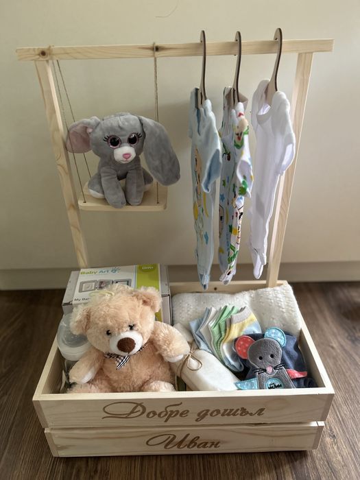 Синьо бебешко гардеробче за кръщене, погача , изписване