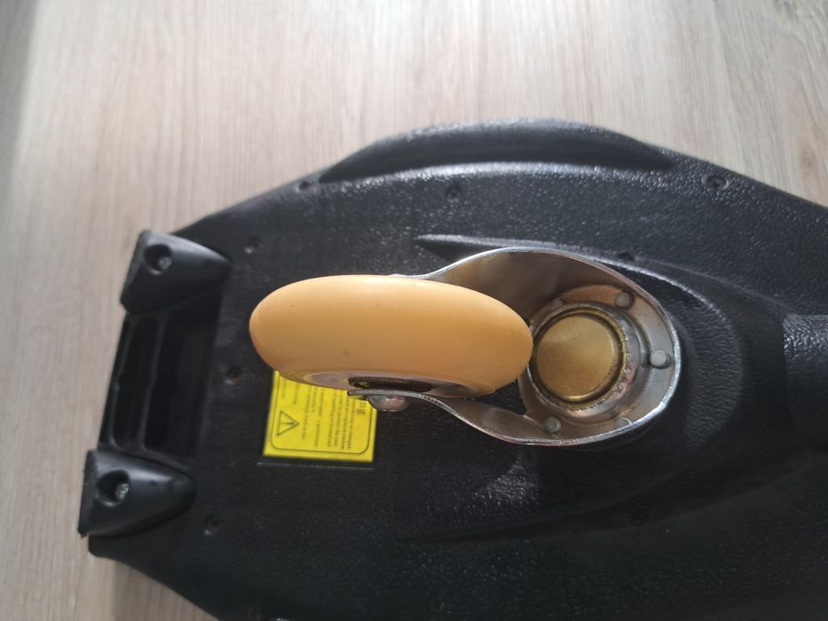 Двухколесный скейт борт