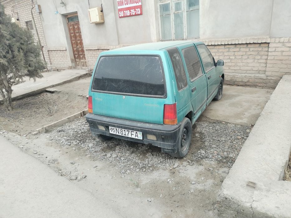 Mashina puliga loyiq