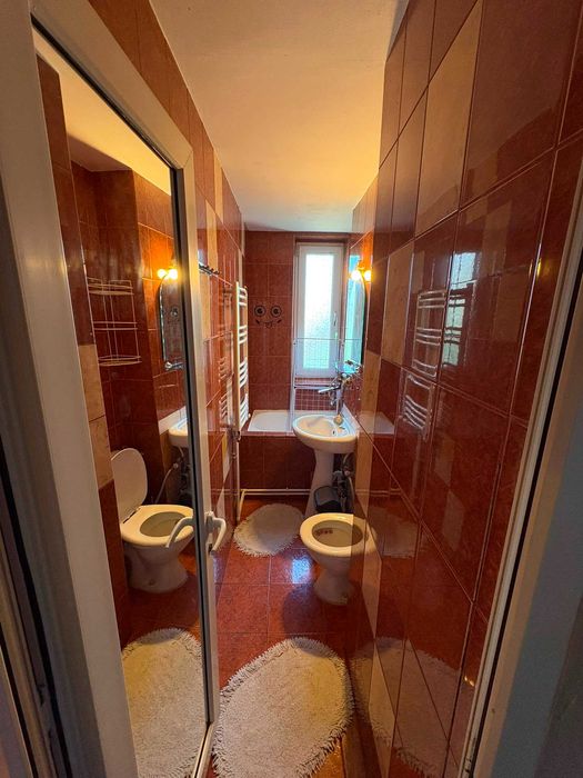 Inchiriez apartament 3 camere Galati
