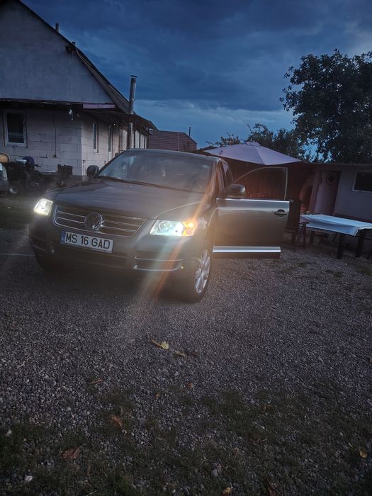 WW TOAREG 2.5DIESEL  176cp! Pe perne de aer!