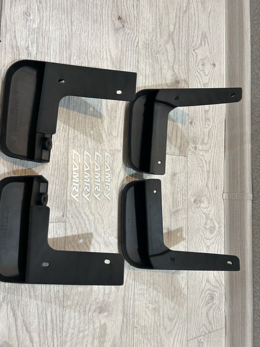 Брезговик на Камри