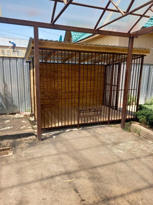 Вольер, Бутка для собака, Вольеры