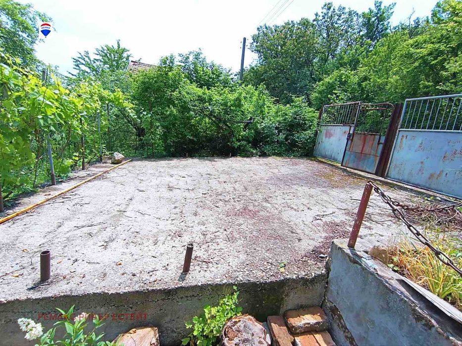 Продава се Къща в Русе, Долапите - 90 кв.м за 406 €/кв.м - Снимка #8