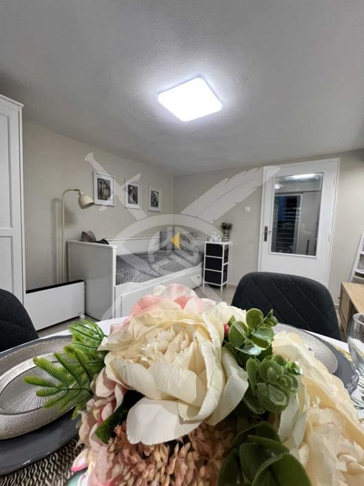 Дава се под наем Едностаен апартамент в Варна, Окръжна болница - 25 кв.м за 400 € - Снимка #5