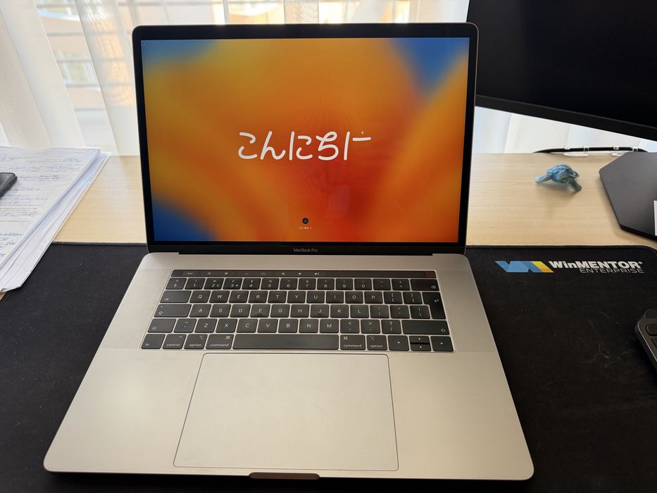 Apple Macbook Pro 2019 15.4" i7 256GB