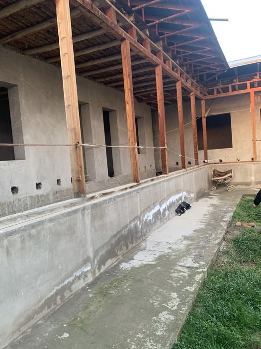 Srocno sotiladi Uy  8.5 sotix