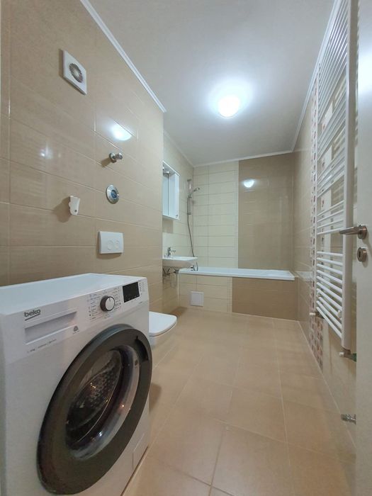Inchiriez apartament cu o camera, Avantgarden