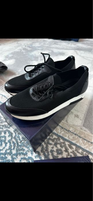 Продам мужсие кроссы 39р