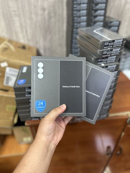 Samsung Z fold 8 Ultra новый